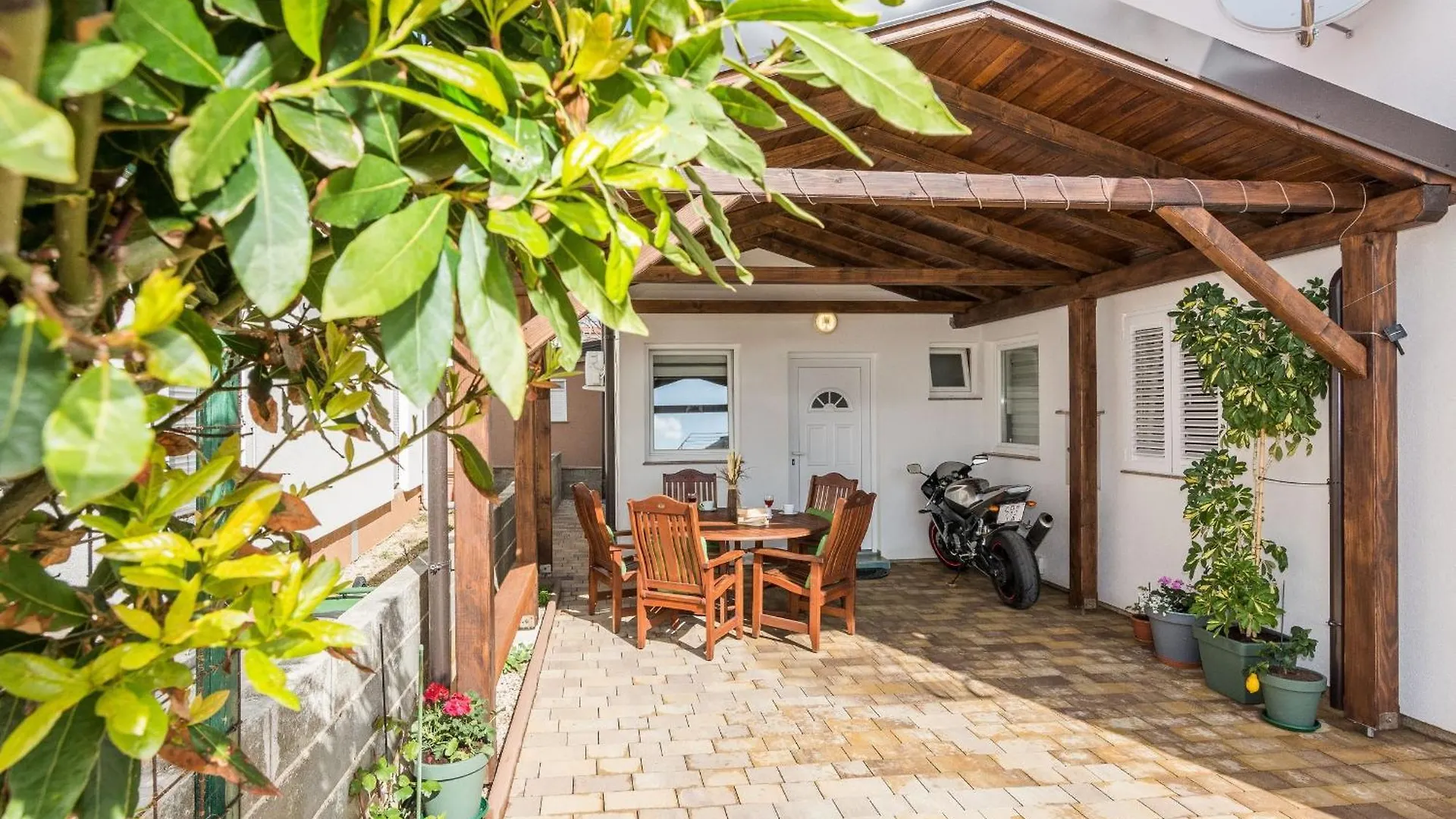 Apartments By The Sea Vir - 18523